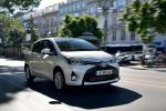Toyota Yaris Hybrid 2014 года